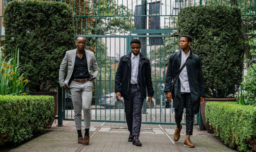 Мужские приталенные рубашки в Екатеринбурге