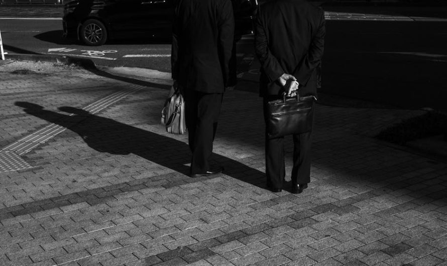 Купить мужские брюки в Екатеринбурге в интернет-магазине мужской одежды