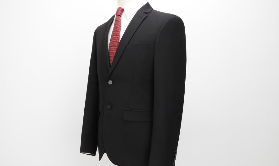 Мужской костюм в Екатеринбурге