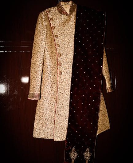 Мужская одежда в Екатеринбурге каталог и цены